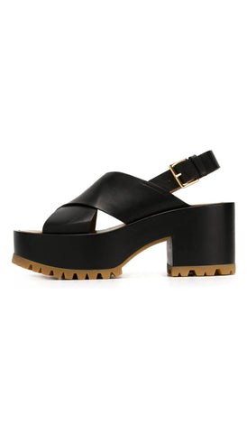 Crossover strap sandals