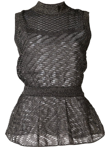 sleeveless blouse